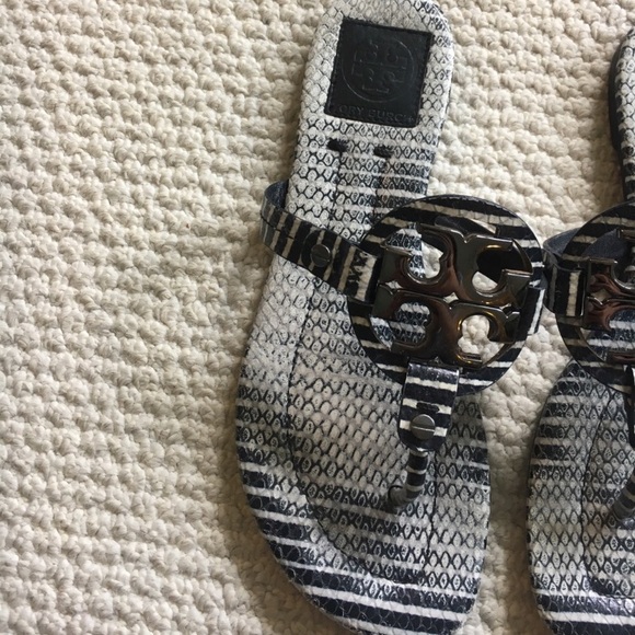 Tory Burch Miller Sandals authentic - Picture 3 of 4